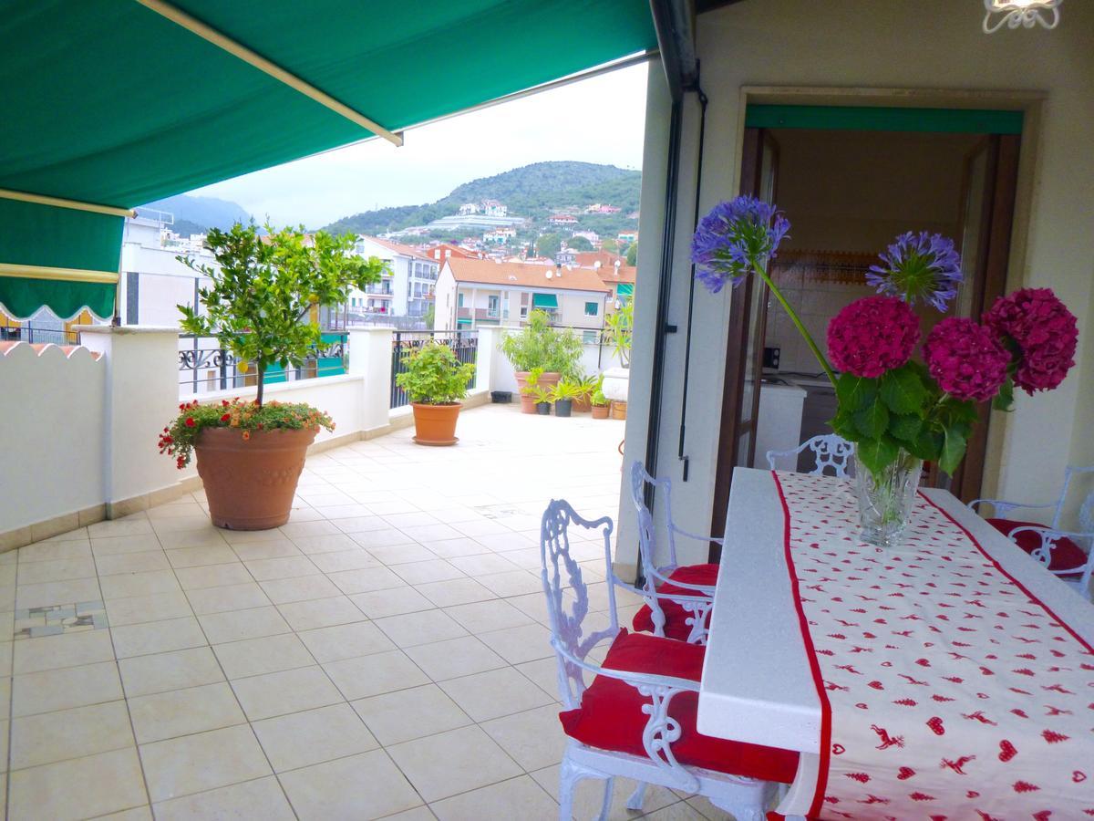 I Love Pietra Ligure Exterior foto