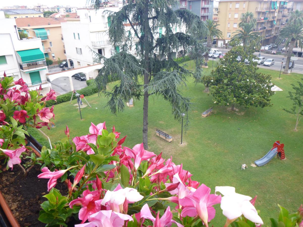 I Love Pietra Ligure Exterior foto