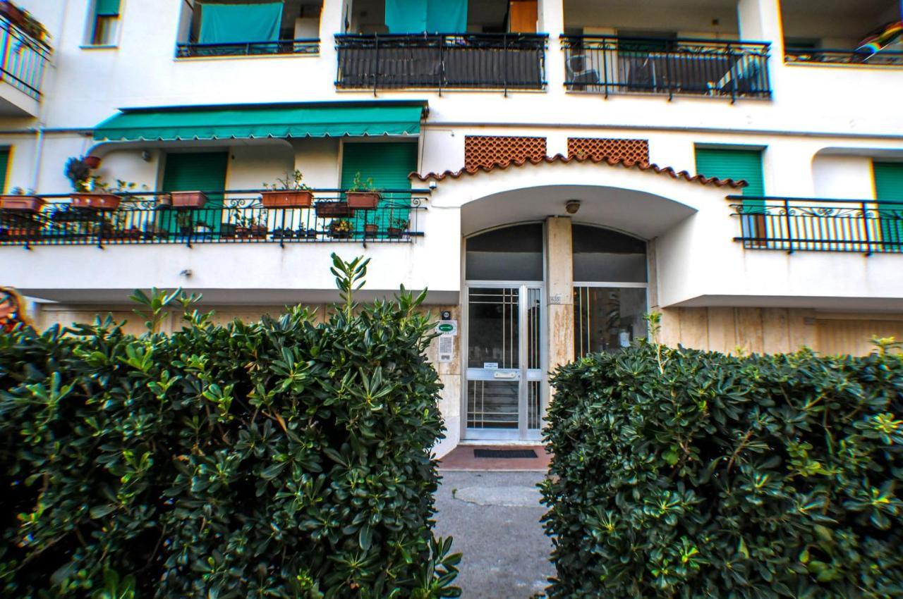 I Love Pietra Ligure Exterior foto